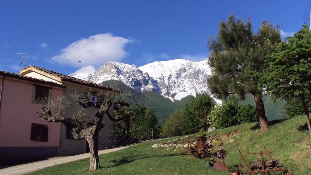 La Via Del Parco Villa Arsita Dış mekan fotoğraf